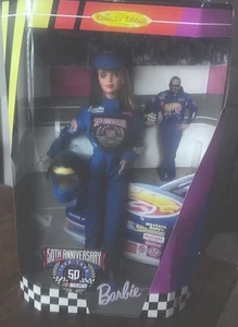 Barbie 50th Anniversary NASCAR Racer Mattel NEU in versiegelter Verpackung. B96 - Bild 1 von 2