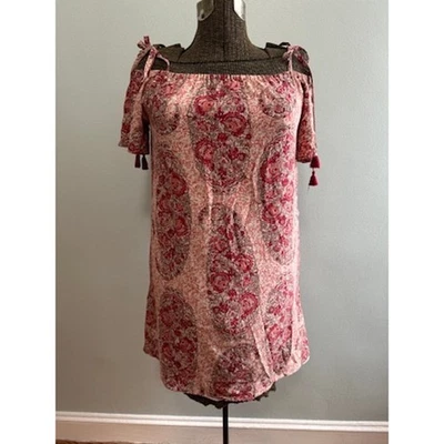 Vestido recto Madewell rojo paisley fuera del hombro seda talla S Foto 1 de 4