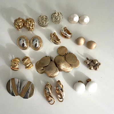 Lote de pendientes de clip gruesos vintage oro plata blanco bisutería Lisner Foto 1 de 4
