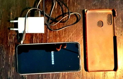 Samsung Galaxy A20E Dual SIM - Bild 1 von 4