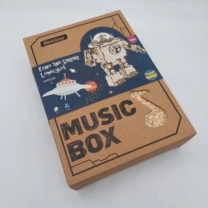 Robotime Holzpuzzle Spieluhr Echo der singende einsame Bot AM601B 14+ Neu - Bild 1 von 4