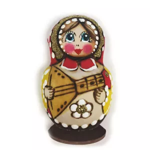 Matryoshka Magnet Balalayka Hand Carved Hand Painted 2 5/8 " - Picture 1 of 1