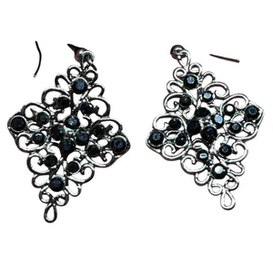 Paar Damen Ohrhänger silberfarben mit schwarzen Perlen. diamantform - Bild 1 von 6