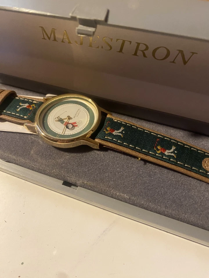 ВИНТАЖНЫЕ КВАРЦЕВЫЕ НАРУЧНЫЕ ЧАСЫ MAJESTRON С КОРОБКОЙ  - Изображение 1 из 1