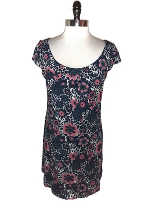 Vestido recto GUESS talla M azul rosa beige floral manga gorra tejido elástico Foto 1 de 4