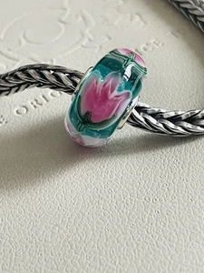 Trollbeads Dutch Pride Glass Bead - Picture 1 of 9