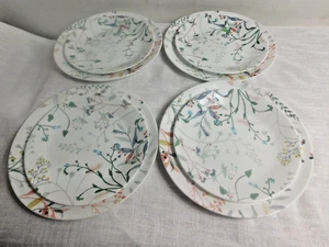 G7 - Corning Ware Corelle USA Pastel Floral Dinner Plates 4 + Salad Plates 4 = 8 - Picture 1 of 5