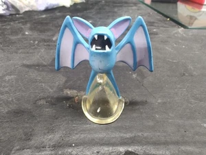 Minifigura Pokémon Zubat Nintendo TOMY JC - Imagen 1 de 3