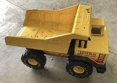 1980’s Tonka Mighty Turbo Diesel Dump Truck Pressed Steel Toy XMB 975 Clean 19” - Image 1 of 4