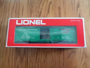 Vintage Lionel Penn Central Green Box Car w/ Box - 6-9749 - Excellent - Picture 1 of 9