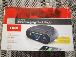 RC207 RCA Dual Wake Clock Radio with USB Charging NEW - Picture 1 of 2
