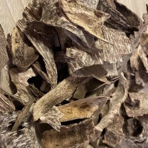 Chips di legno di agar 100% varietà pura Assam qualità super AAA 20 grammi - Foto 1 di 3