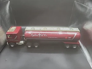 Nylint Oil Co. 2-piece Semi Tanker Truck Pressed Steel, Vintage 1960's  - Picture 1 of 20
