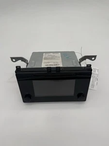 2017-2019 TOYOTA COROLLA TOUCHSCREEN RADIO CD PLAYER RECEIVER 86140-02521 OEM - Picture 1 of 4