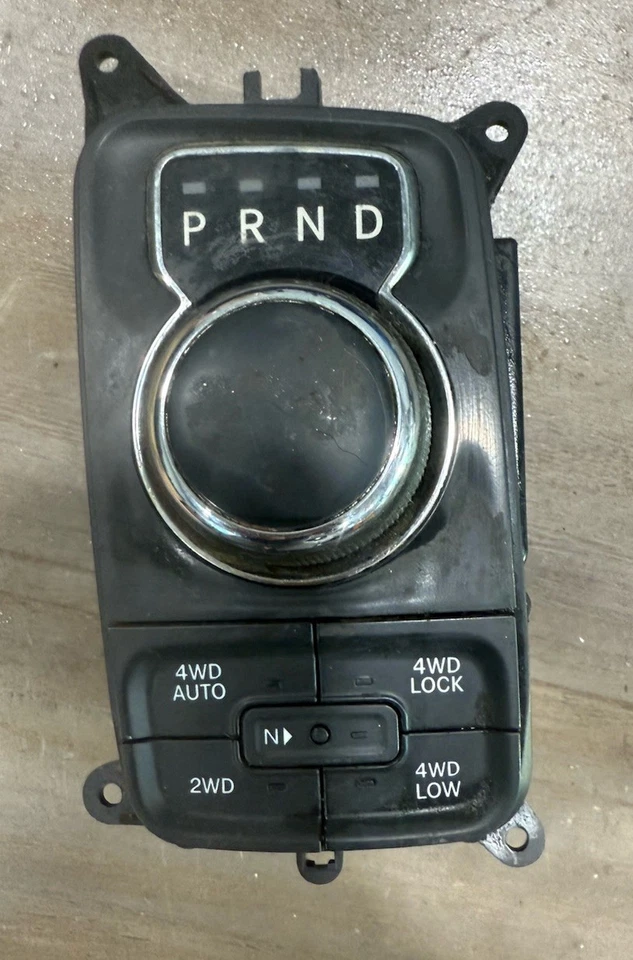 Interruptor de palanca de cambios de transmisión Ram 1500 2013-2021 Mopar OEM (68171966AI) Foto 1 de 4