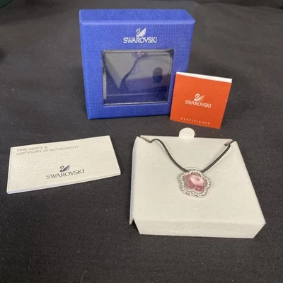 Collar Colgante Flor Cristal Rosa Swarovski 1180120 CRY/LROS Pavé Tono Plata Foto 1 de 4