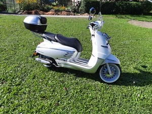 Peugeot Django Motorroller 150ccm - Bild 1 von 4