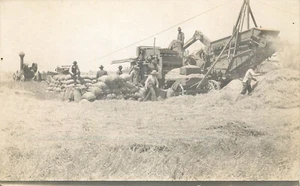 RPPC Postkarte Landarbeiter Dampfesel Drescher Landwirtschaft unbekannt USA Loc. - Bild 1 von 2