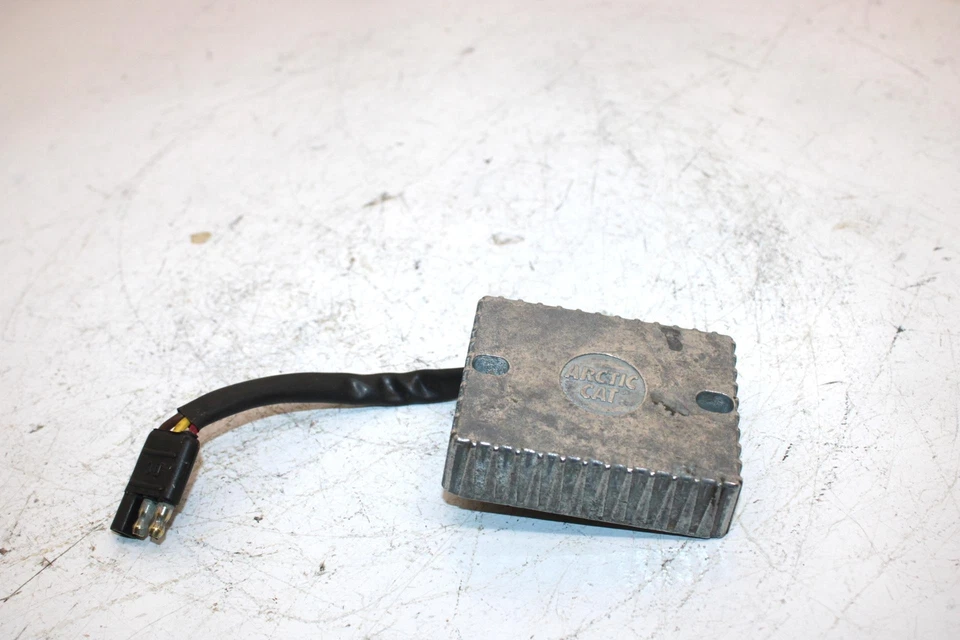 02 Arctic Cat Zr 800 Efi OEM REGULADOR DE VOLTAJE 0630-143 Q2205 Foto 1 de 4