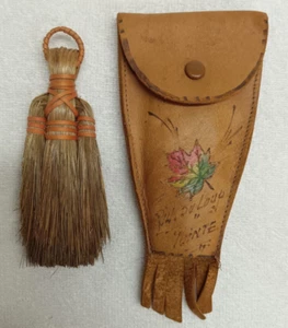 INDIANER [KANADA] HERGESTELLTER SCHNEEBESEN BESEN UND LEDERTRAGE/TASCHE SOUVENIR - Bild 1 von 11