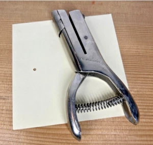 Perforadora de boletos de conductor de ferrocarril utilitaria McGill de colección - Imagen 1 de 4