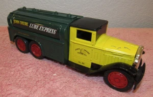 1930 Diamond 2-1/2 Ton John Deere Lube Express Diecast Car Coin Bank - ERTL - Picture 1 of 3