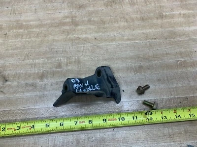 2001-2005 RAV4  LEFT DRIVERS SIDE AXLE BOOT SHIELD GUARD COVER Foto 1 de 4