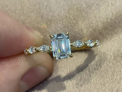 2.55 Ct Emerald Aquamarine Solitaire Wedding Ring 14K Yellow Gold - Image 1 of 4