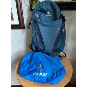 Deuter Blue AirLite 22 Hiking Pack - Picture 1 of 6