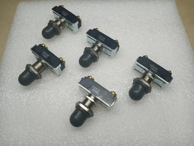 Lote de 5 - CARLING 172-CBL, interruptores de botón pulsador con botas - ¡NUEVO EN STOCK! Foto 1 de 4