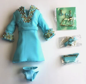 Conjunto, vestido y accesorios Resort Ready Poppy Parker - Imagen 1 de 4