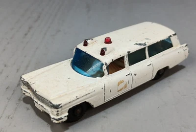 Matchbox Serie Vintage Nº Ambulancia Cadillac 54 S&S Foto 1 de 4