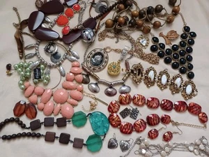 Vintage 90's Y2K 2000's & modern 2 lb Fashion Vtg Mixed Jewelry bundle Lot 5 - Picture 1 of 5
