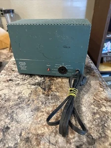 Alimentatore AC Heathkit vintage modello HP-23-C NON TESTATO!! Vedi foto e leggi ๐ - Foto 1 di 13