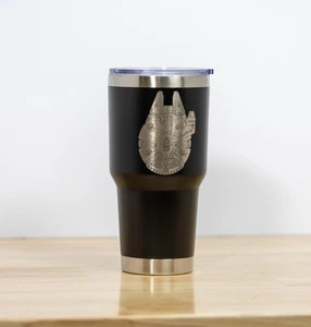 Millennium Falcon Becher: Lasergravur Star Wars Travel Cup - Bild 1 von 10