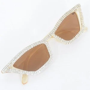NEW Crystal Iconic Retro 50s look Cat Eye Sunglasses GOLD - Picture 1 of 3