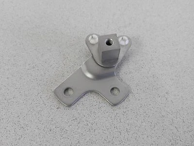 EXCELLENT USED GENUINE PORSCHE 911 PASSENGER DOOR LOCK RELEASE ACTUATOR BRACKET - Image 1 of 3