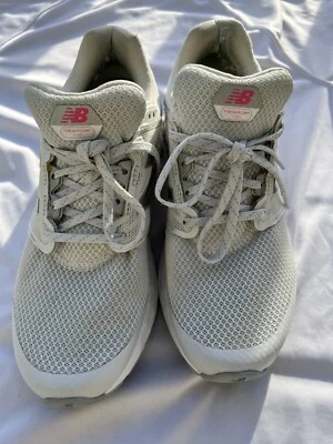 Zapatos para correr New Balance Fresh Foam 1165 para mujer talla 11. Foto 1 de 4