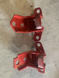 2013-2021 MAZDA CX-5 FRONT LEFT SIDE DOOR HINGEs Upper+bottom OEM Red - Bild 1 von 3