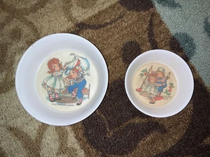The Bobbs-Merrill 1969 Raggedy Ann & Andy Bowl Set Vintage Oneida Ware Deluxe - Afbeelding 1 van 6
