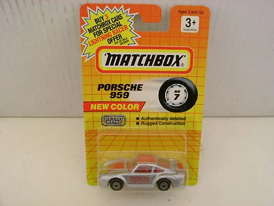 1991 MATCHBOX SUPERFAST MB7 PORSCHE 959 NEW ON CARD - Image 1 of 2