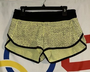 Lululemon Speed Up Shorts Damen 6 grün Tiermotiv gefüttert 3" sportlich - Bild 1 von 10
