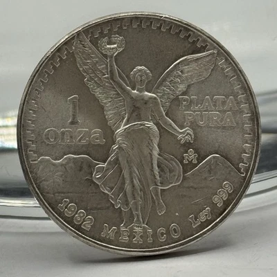 1982 Mo Mexico Libertad Onza Plata Pura - 1 troy oz .999 Fine Silver Coin BU - Image 1 of 4