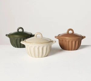 Hearth & Hand Magnolia Set Of 3 Fluted Ramekins w/ Lids Stoneware NEW - Picture 1 of 3