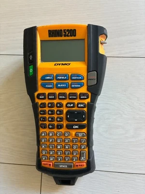 Máquina de etiquetas industrial portátil portátil portátil Rhino 5200. Foto 1 de 2