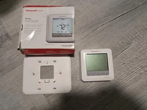 Honeywell TH6320U2008 T6 Pro Smart Thermostat Wi-Fi Programmable - Picture 1 of 4