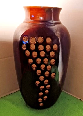 Jarrón/urna de cerámica con agujeros de Borgoña de 12-3/4" Foto 1 de 3