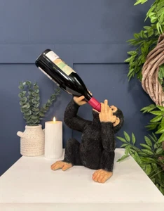 Detaillierter "Up yours" Affe Weinhalter Ornament Kunst Skulptur | Wohndeko Tisch - Bild 1 von 8