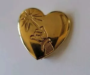 Disney heart pin arm and wand the variety club gold tone Pinback Mickey Mouse - Picture 1 of 4