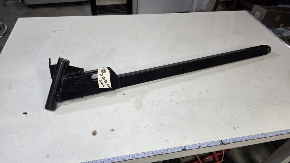 Polaris OEM Trailing Arm RH Black 1822052-067 Fits 1992–1995 Sport Trail... Foto 1 de 3
